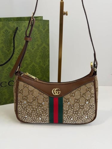 شنطه ماركه قوتشي