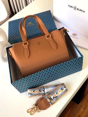 شنطة توري بورش