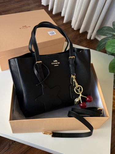 شنطه ماركه كوتش