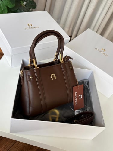 شنطه ماركه اقنر