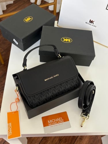 شنطه ماركه مايكل كورس