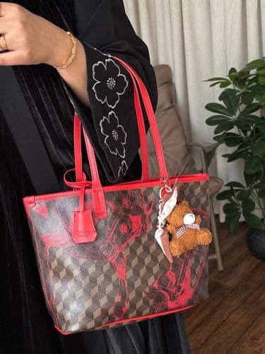 شنطه ماركه لوب نوار