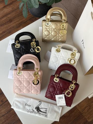 شنطه ماركه ديور ميني