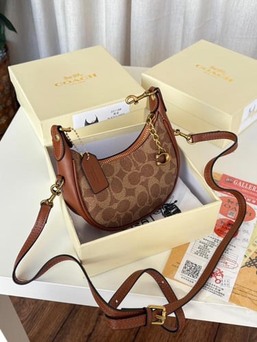 شنطه ماركه كوتش