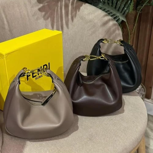 شنطه ماركه فندي