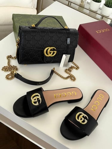 طقم ماركه قوتشي