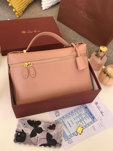 شنطة ماركة لوربيانا