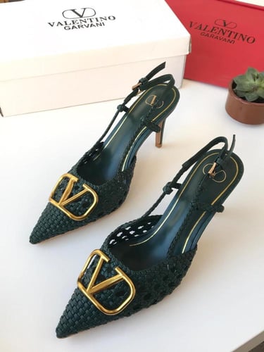 كعب فالنتينو