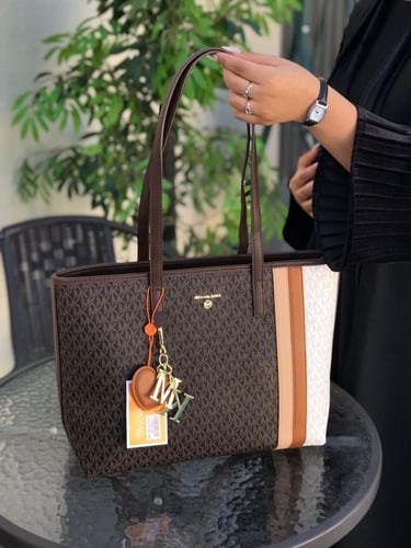 شنط ماركه مايكل كورس