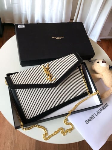 شنطة سان لوران