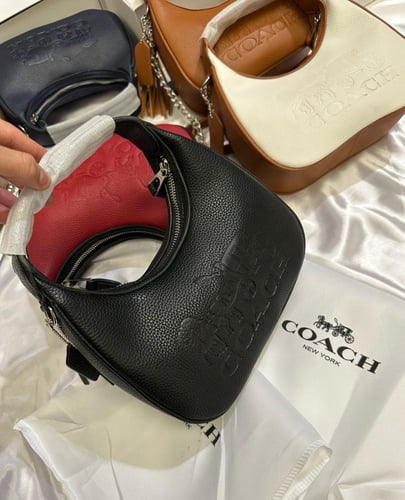 شنطه ماركه كوتش