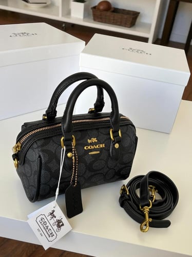 شنطه ماركه كوتش