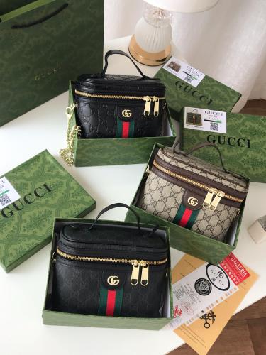 شنطه ماركه قوتشي