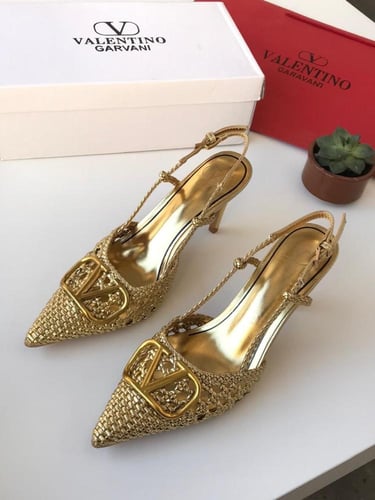 كعب فالنتينو