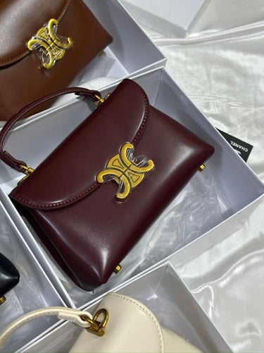 شنطه ماركه سيلينا لوقو فضي