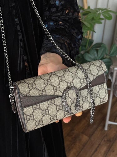 شنطه ماركه قوتشي