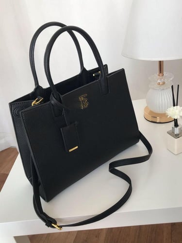 شنطه ماركه بربري