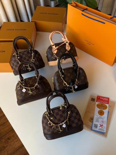 شنطه ماركه لويس فيتون