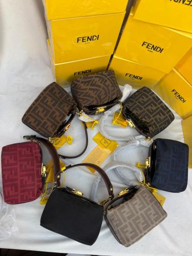 شنطه ماركه فندي