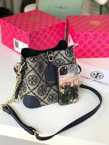 شنطة توري بورش