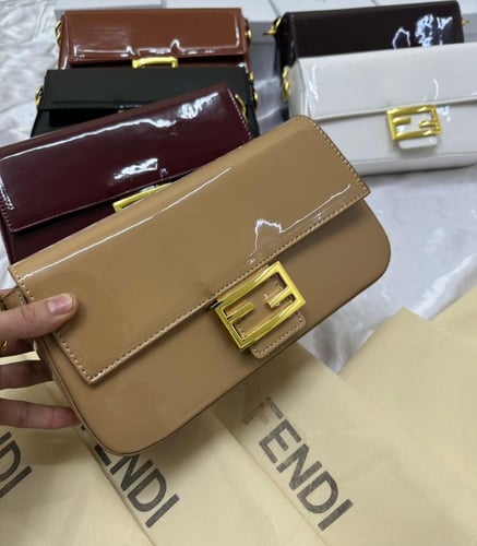 شنطه ماركه فندي