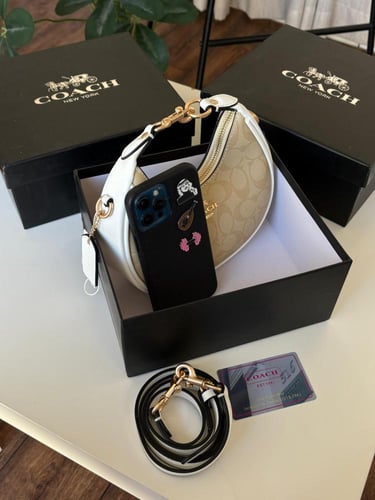 شنطه ماركه كوتش صغير