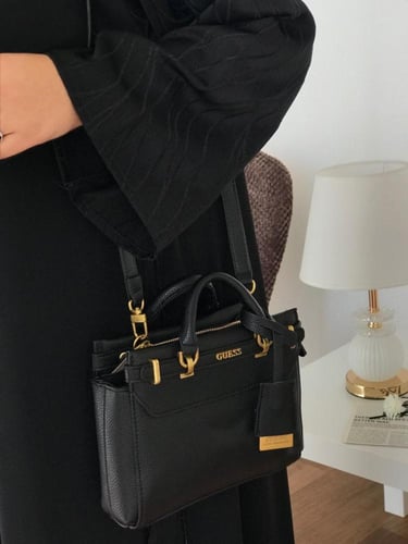 شنطه ماركه جيس