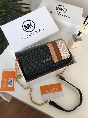 شنطه ماركه مايكل كورس