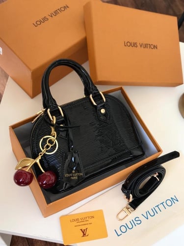 شنطه ماركه لويس فيتون