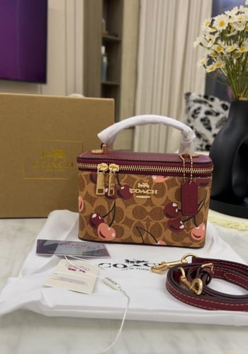 شنطه ماوكه كوتش