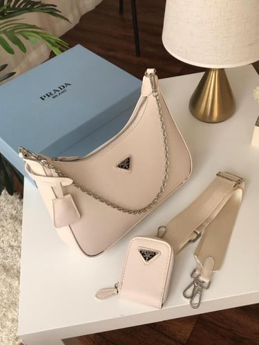 شنطه ماركه برادا