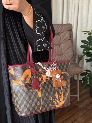 شنطه ماركه لوب نوار