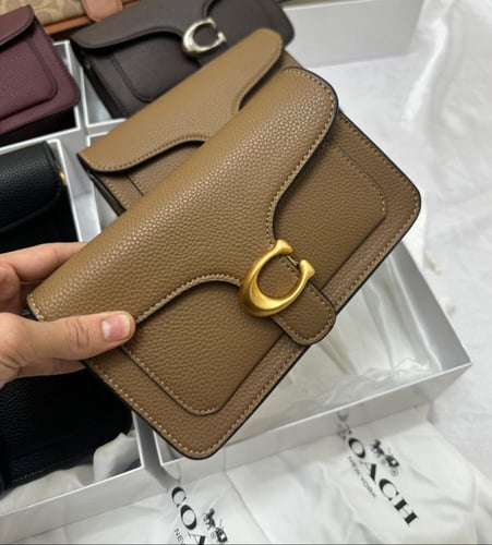 شنطه ماركه كوتش