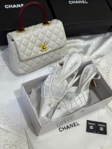 خيارات متعدده اطقم ماركه شانيل