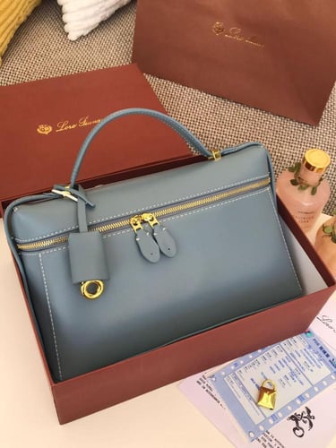 شنطة ماركة لوربيانا