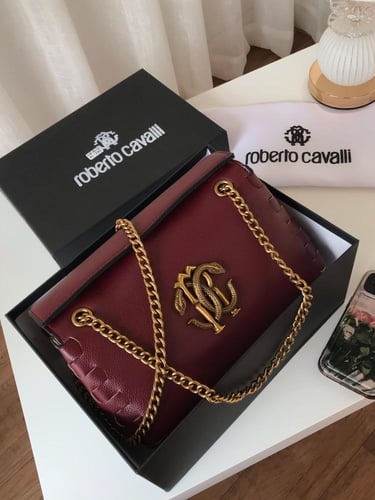 شنطه ماركة روبتوكفالي