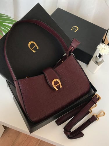 شنطه ماركه اقنر