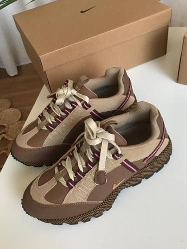 شوز ماركة نايك