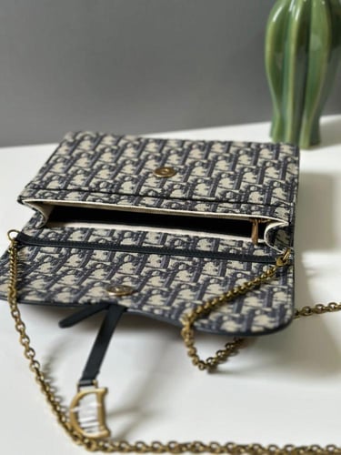 شنطه ماركه ديور