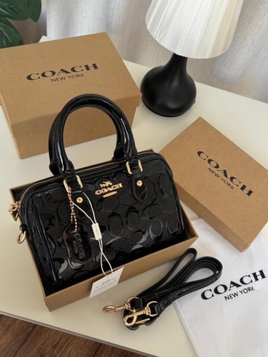 شنطه ماركه كوتش