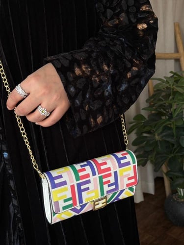 شنطه ماركه فندي