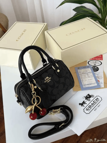 شنطه ماركه كوتش