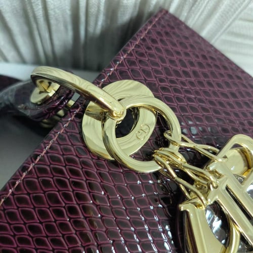 شنطه ماركه ديور