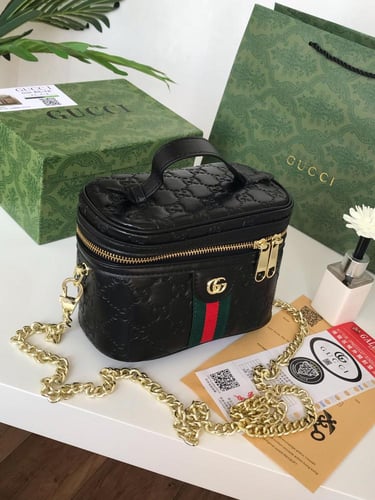 شنطه ماركه قوتشي