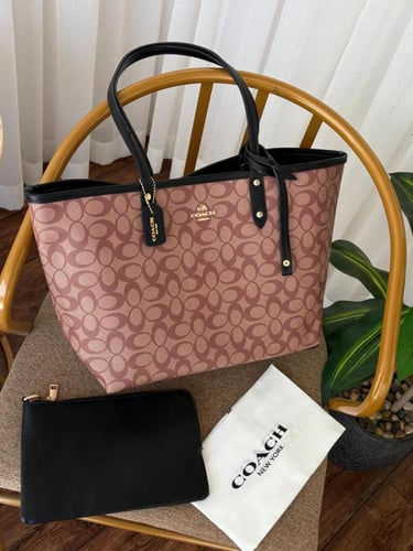 شنطه ماركه كوتش كبير