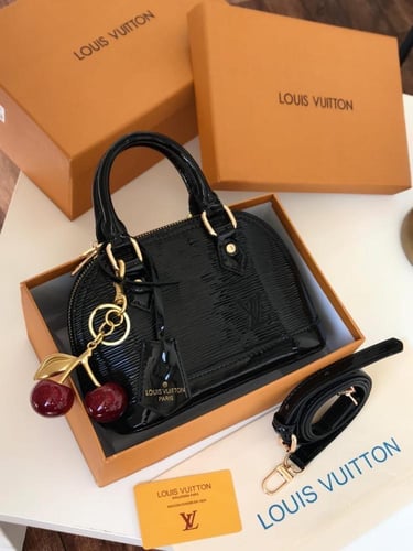 شنطه ماركه لويس فيتون