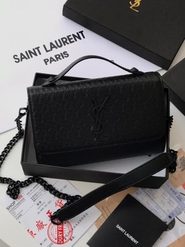 شنطة ماركة سان لوران