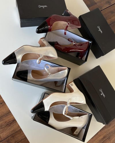 كعب ماركه شانيل