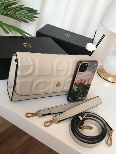 شنطه ماركه اقنر