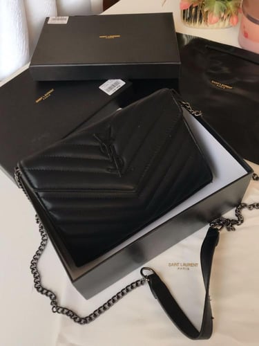 شنطة سان لوران